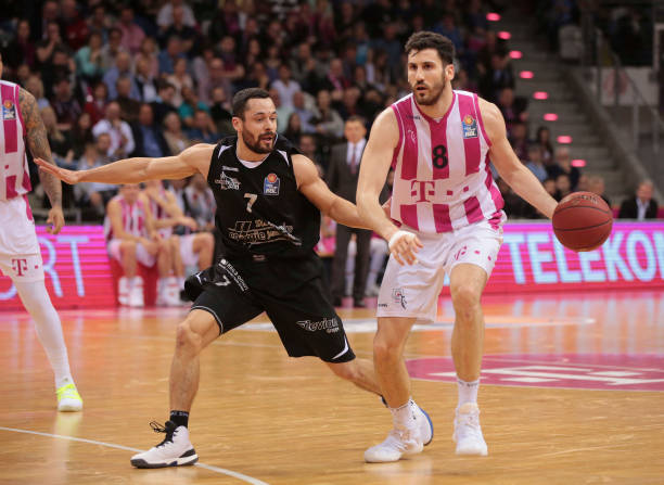 他们在关键 他们在关键